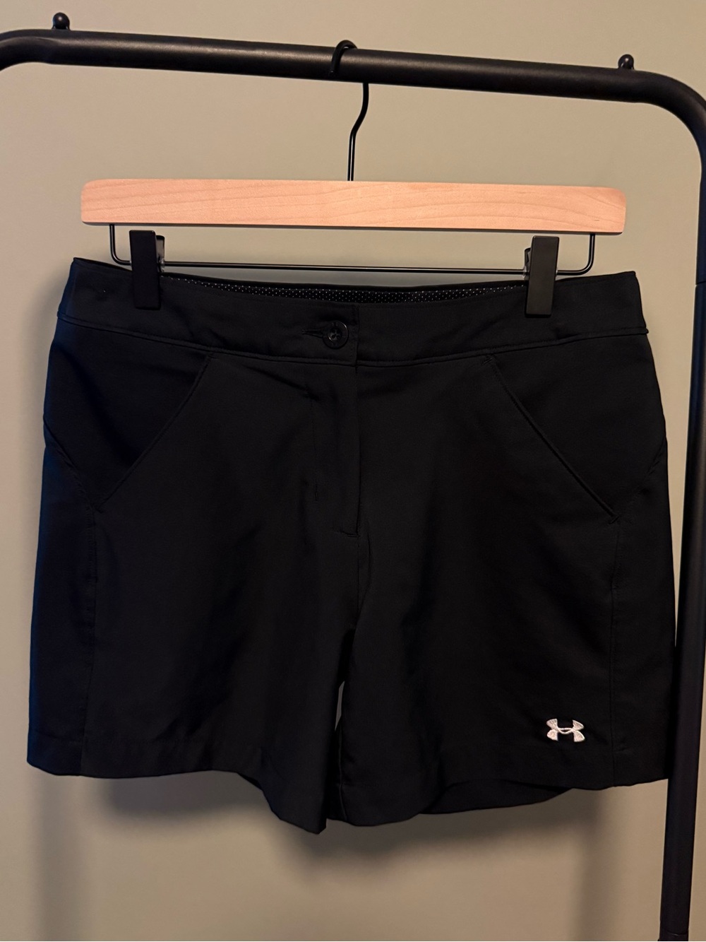 Under Armour Women’s Black Performance Short | 4